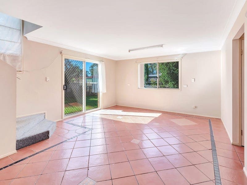48 Gippsland Drive, HELENSVALE  QLD  4212, Helensvale - Thumbnail 4