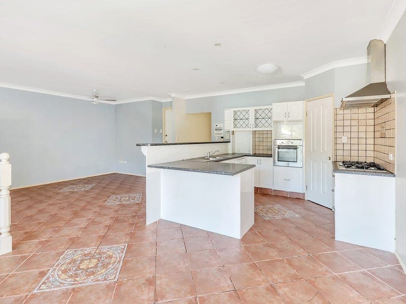 48 Gippsland Drive, HELENSVALE  QLD  4212, Helensvale - Thumbnail 7