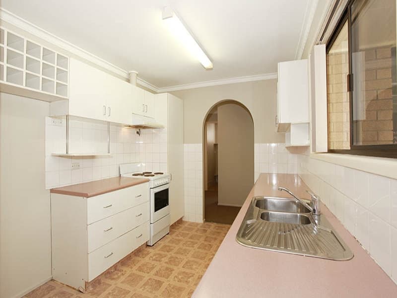 16 Parkes Drive, HELENSVALE  QLD  4212, Helensvale - Thumbnail 3