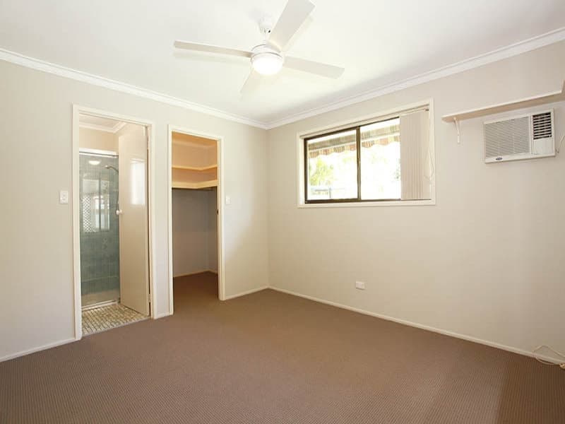 16 Parkes Drive, HELENSVALE  QLD  4212, Helensvale - Thumbnail 8