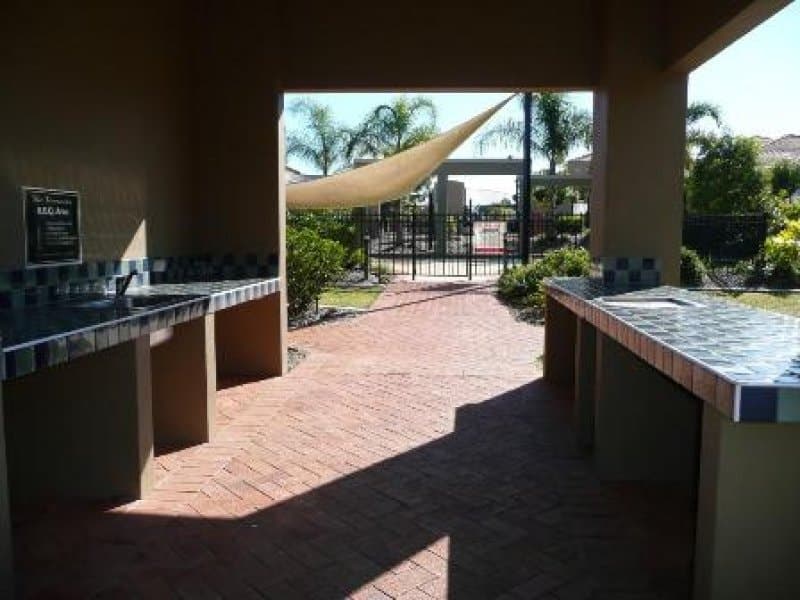 6/24 Amsonia Court, ARUNDEL  QLD  4214, Arundel - Thumbnail 4