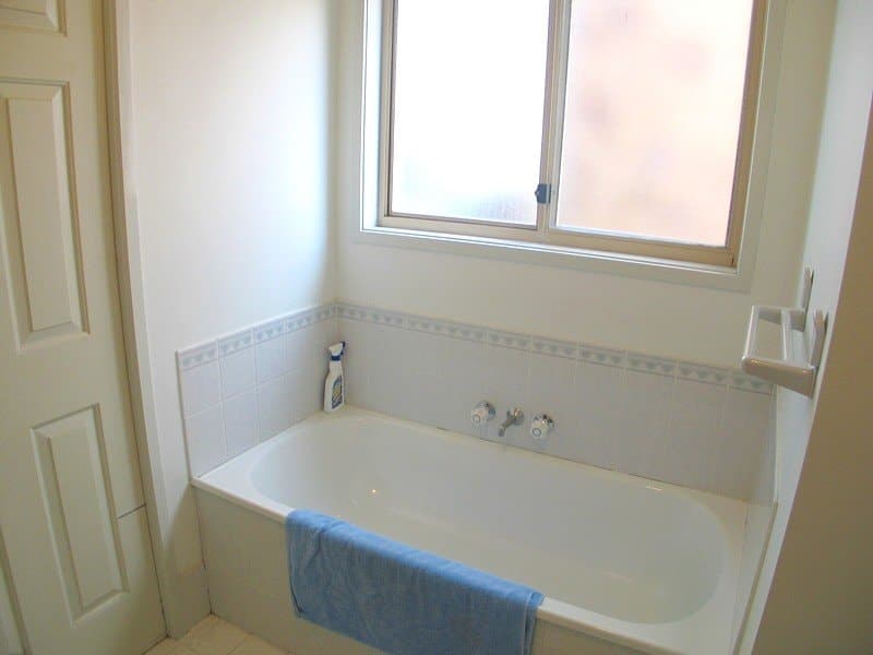 8/1 Paul Ct, CARRARA  QLD  4211, Carrara - Thumbnail 2