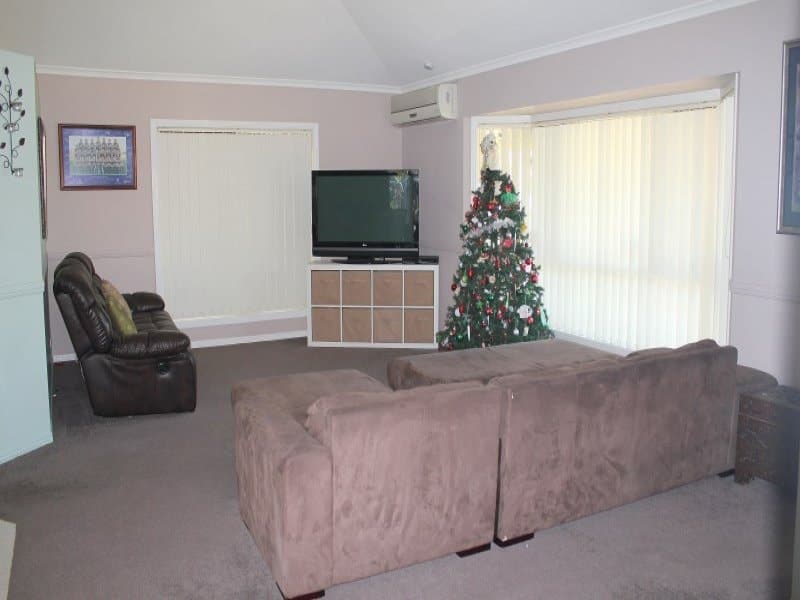 49 Monterey Keys Drive, HELENSVALE  QLD  4212, Helensvale - Thumbnail 5