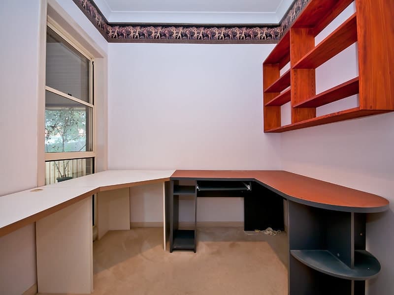 3 Hampshire Close, HIGHLAND PARK  QLD  4211, Highland Park - Thumbnail 4