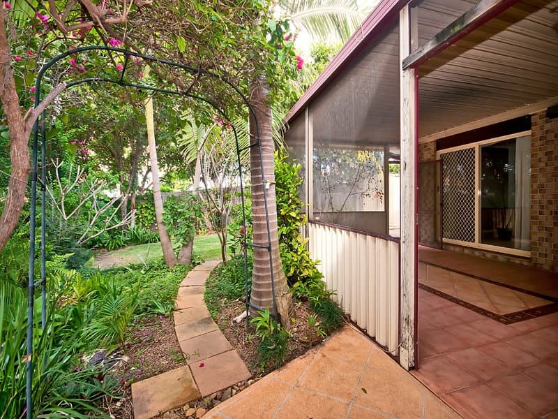 3 Hampshire Close, HIGHLAND PARK  QLD  4211, Highland Park - Thumbnail 8