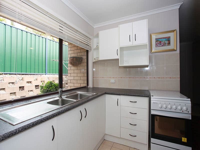 22/13 Cannington Place, HELENSVALE  QLD  4212, Helensvale - Thumbnail 2