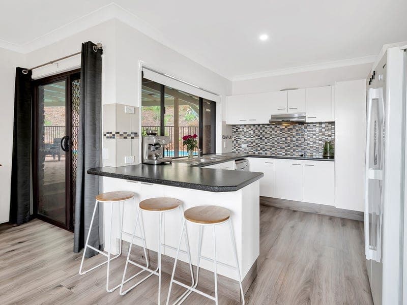 14 Cannington Place, HELENSVALE  QLD  4212, Helensvale - Thumbnail 6