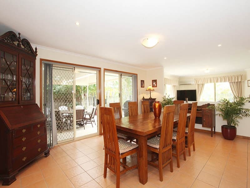 33 Cootharaba Drive, HELENSVALE  QLD  4212, Helensvale - Thumbnail 5