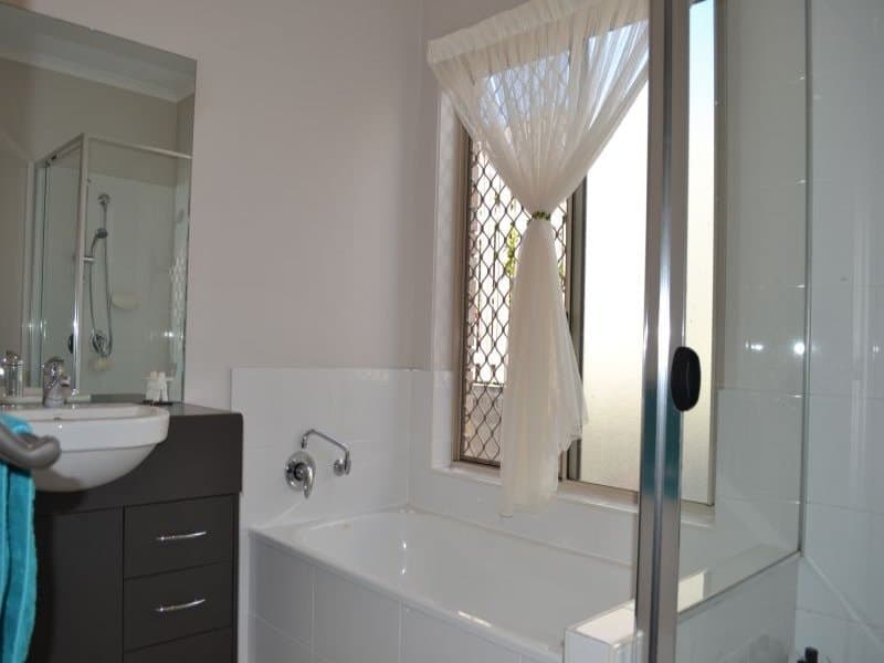10A Marlee Jane Close, NERANG  QLD  4211, Nerang - Image 1