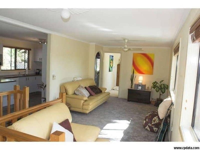 1 Marble Drive, CARRARA  QLD  4211, Carrara - Thumbnail 4