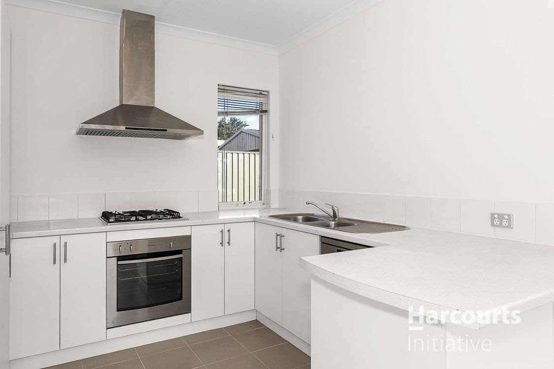 255B Mirrabooka Avenue, BALGA, WA 6061, Balga - Thumbnail 2