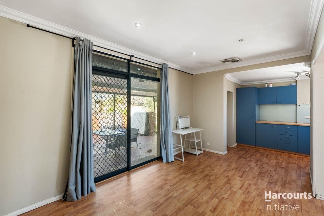 4 Mentone Road, BALGA, WA 6061, Balga - Thumbnail 8