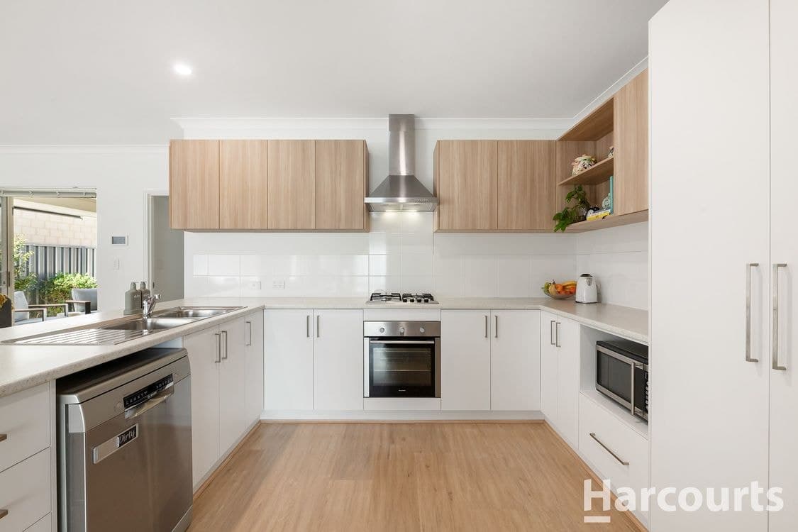 12 Silvereye Way, ERSKINE, WA 6210, Erskine - Thumbnail 8
