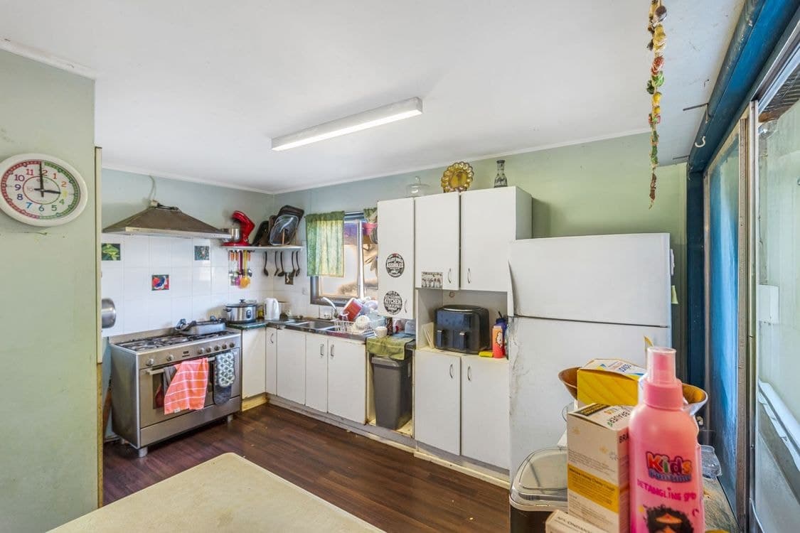 15 Heather Street, LOGAN CENTRAL, QLD 4114, Logan Central - Thumbnail 5