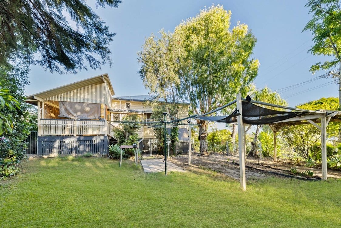 82 Pine Street, GYMPIE, QLD 4570, Gympie - Thumbnail 2
