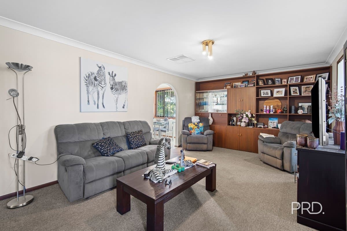 2 Fraser Street, MOUNT AUSTIN NSW 2650, Mount Austin - Thumbnail 4