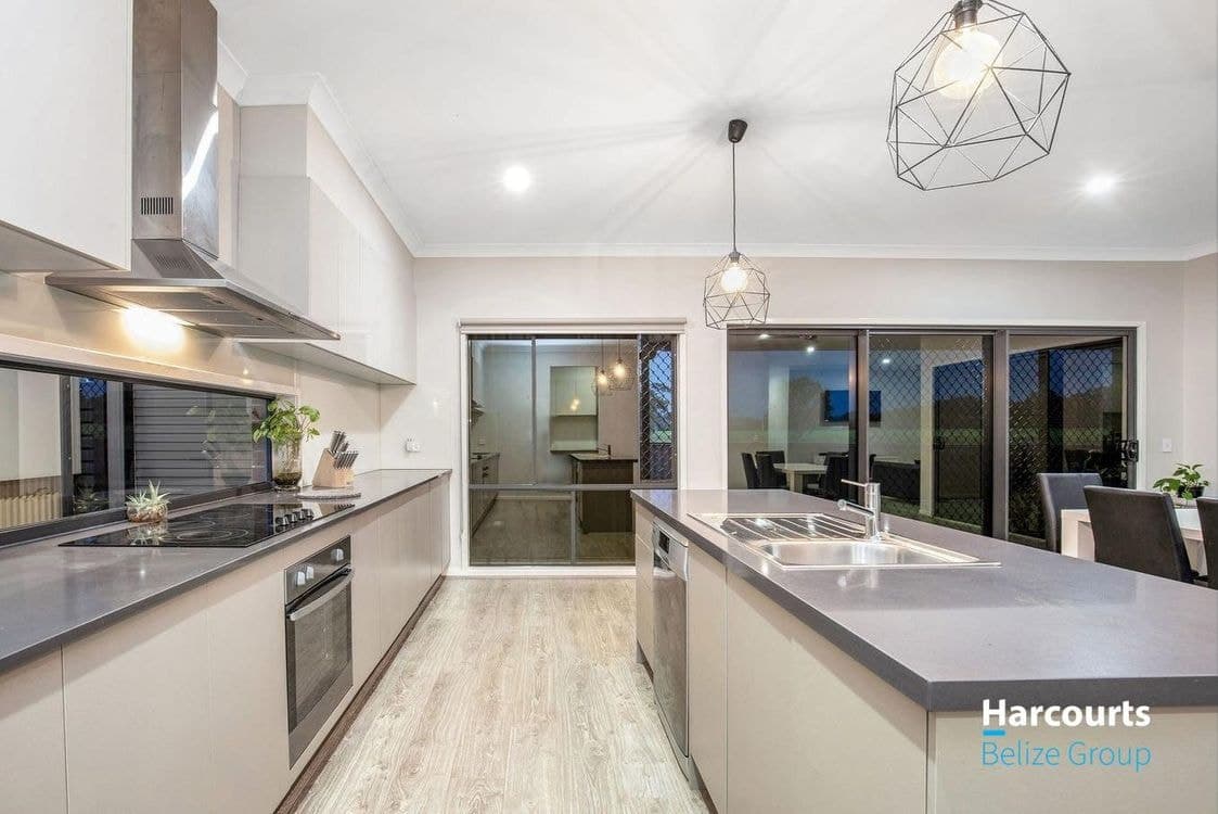 23 Esplanade, JACOBS WELL, QLD 4208, Jacobs Well - Thumbnail 8