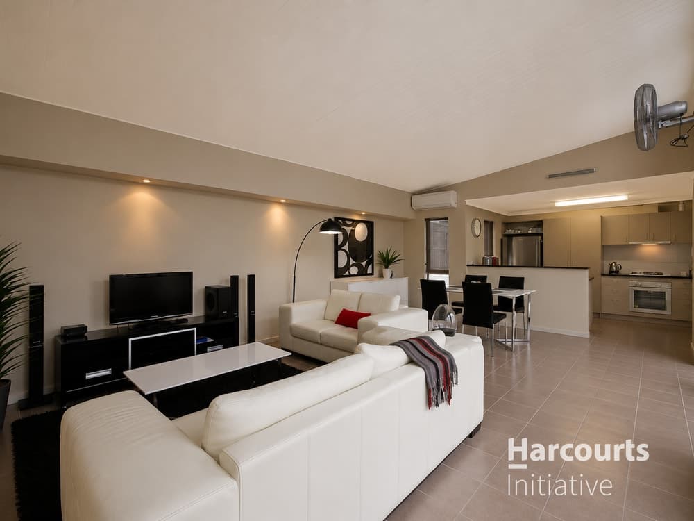 24 Dunrobin Drive, ELLENBROOK, WA 6069, Ellenbrook - Thumbnail 6