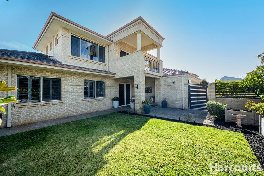 1 Kyby Place, CARRAMAR, WA 6031, Carramar - Thumbnail 2