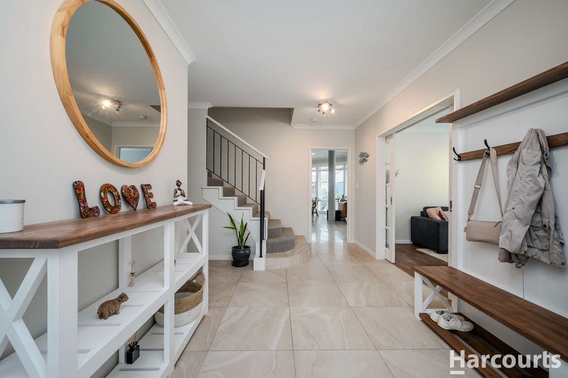 1 Kyby Place, CARRAMAR, WA 6031, Carramar - Thumbnail 4