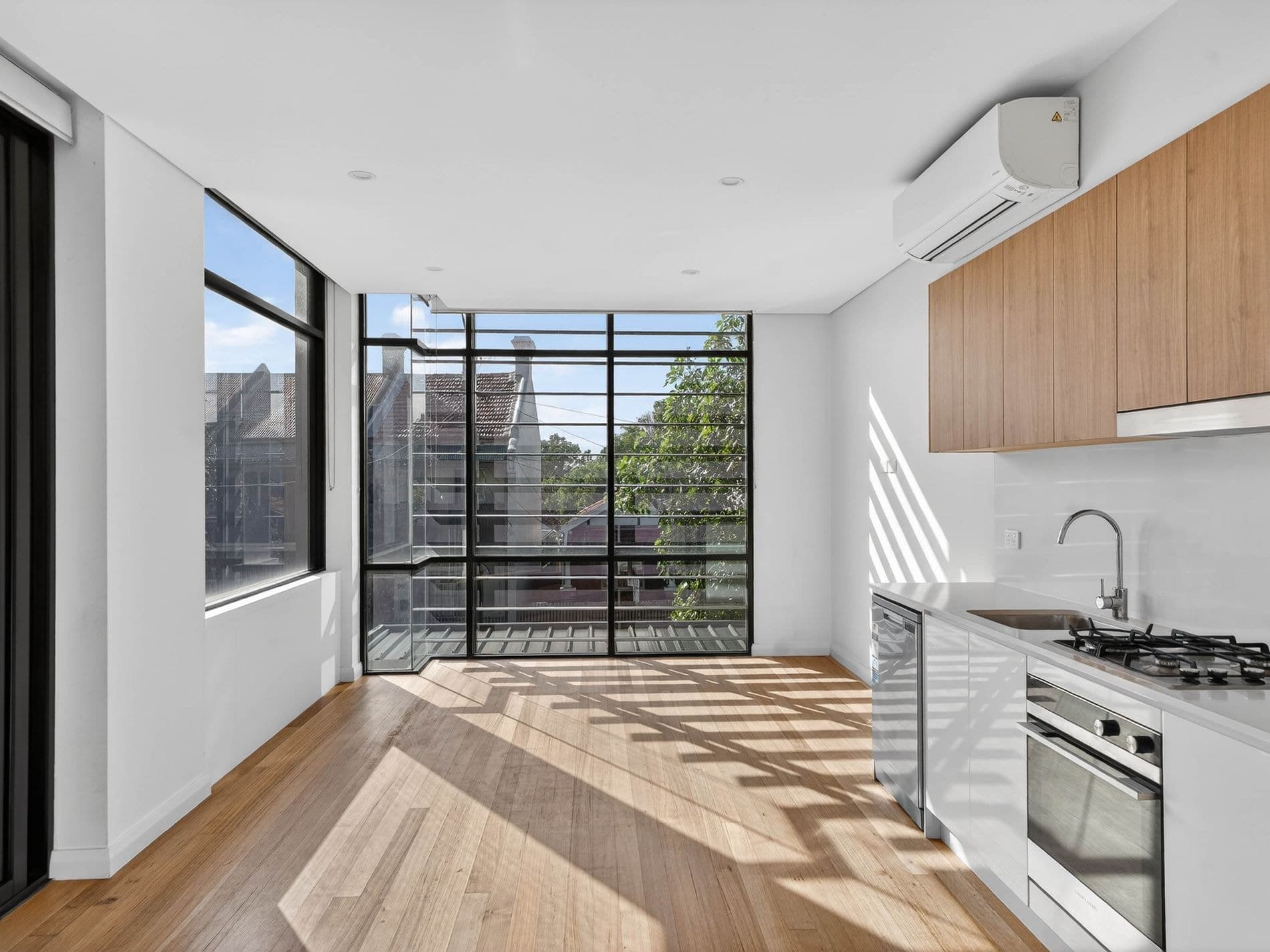 1 / 124 Crystal Street, Petersham, Petersham - Thumbnail 5