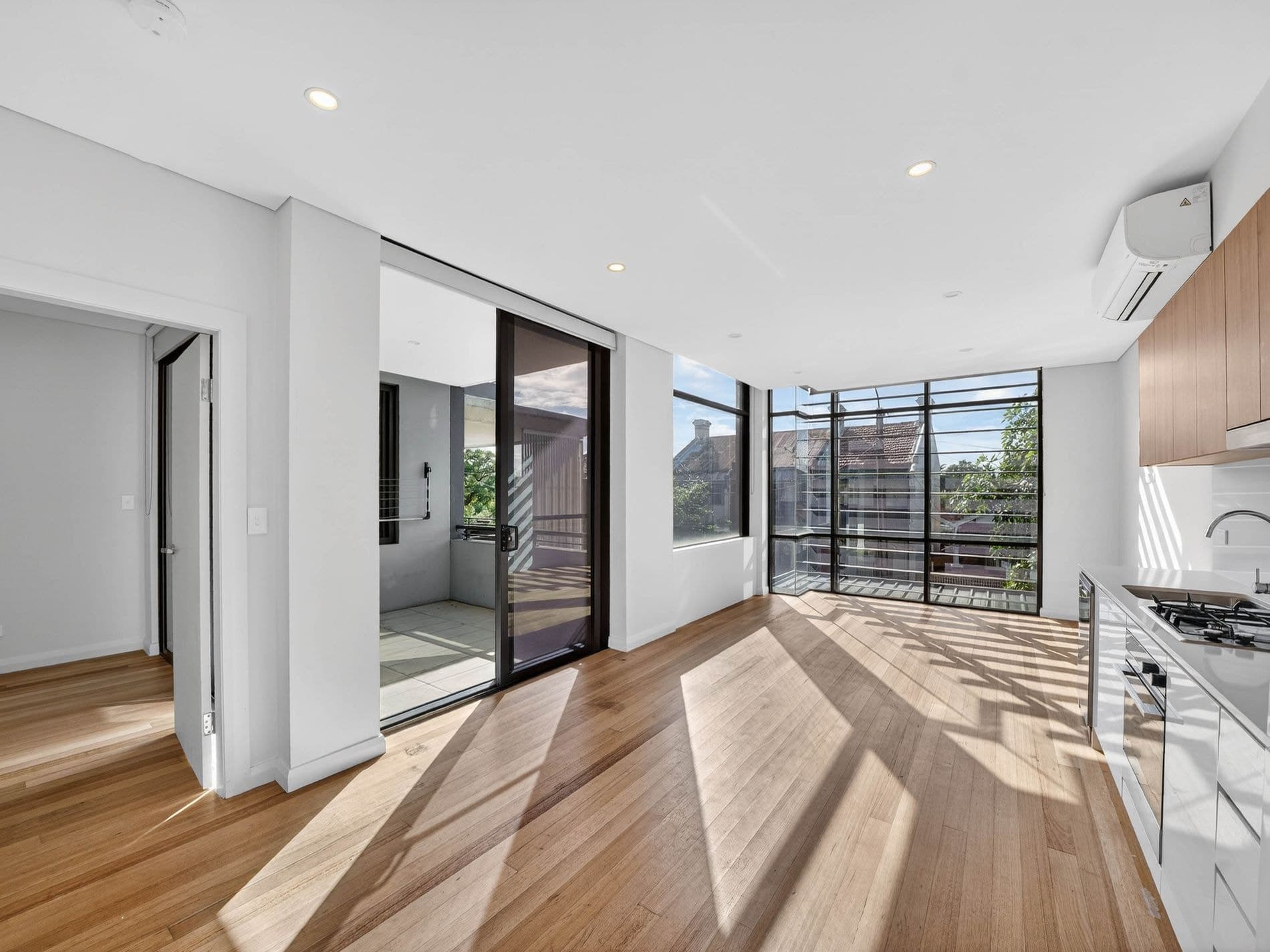 1 / 124 Crystal Street, Petersham, Petersham - Thumbnail 8