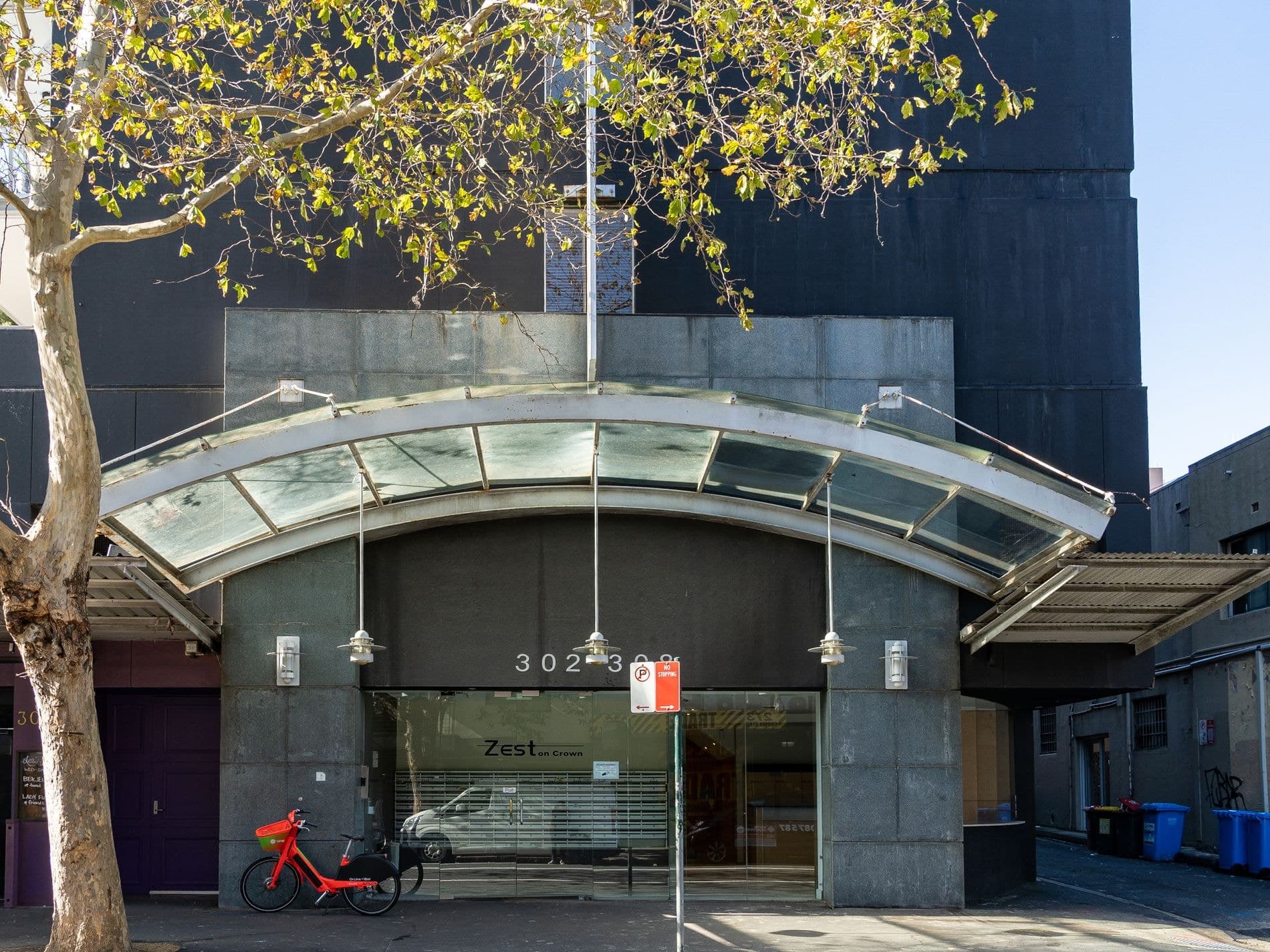 807 / 302-308 Crown Street, Darlinghurst, Darlinghurst - Thumbnail 2