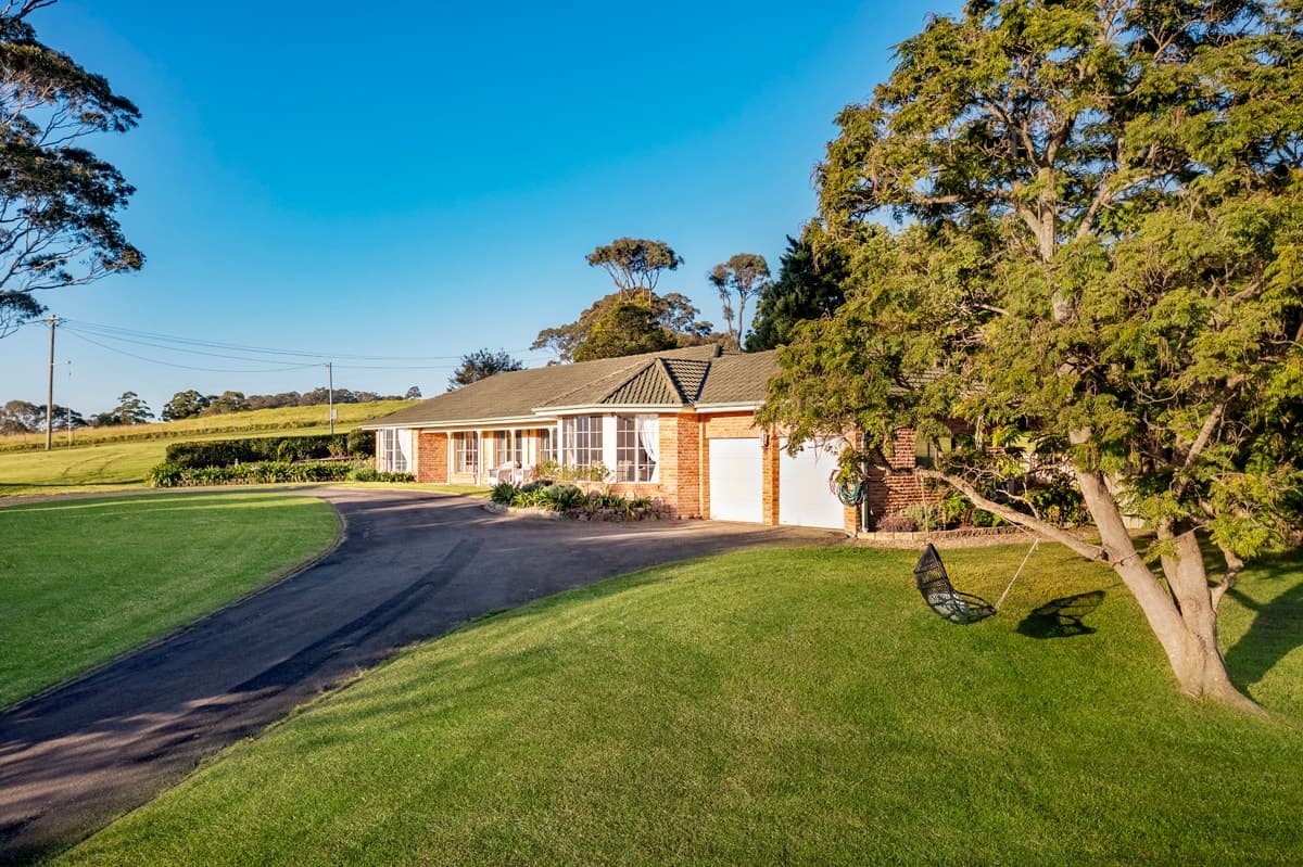 39 Roxbrough Road, Far Meadow - Image 1