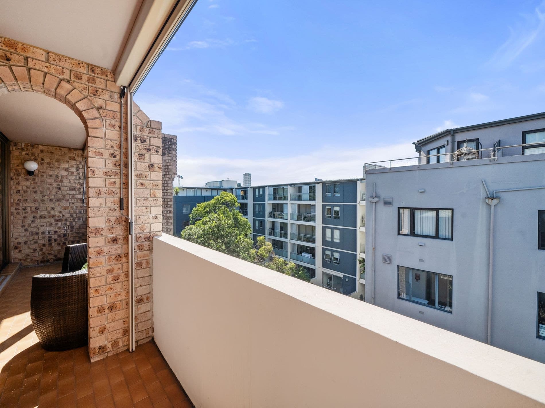 26 / 5-13 Hutchinson Street, Surry Hills, Surry Hills - Thumbnail 4