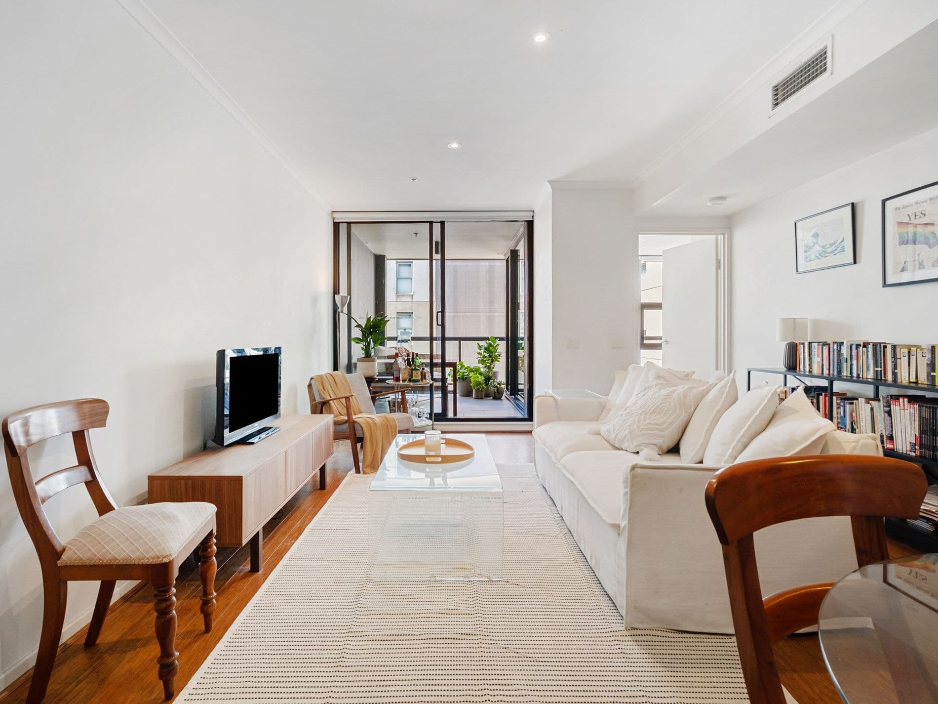 1107 / 174-186 Goulburn Street, Surry Hills, Surry Hills - Thumbnail 5