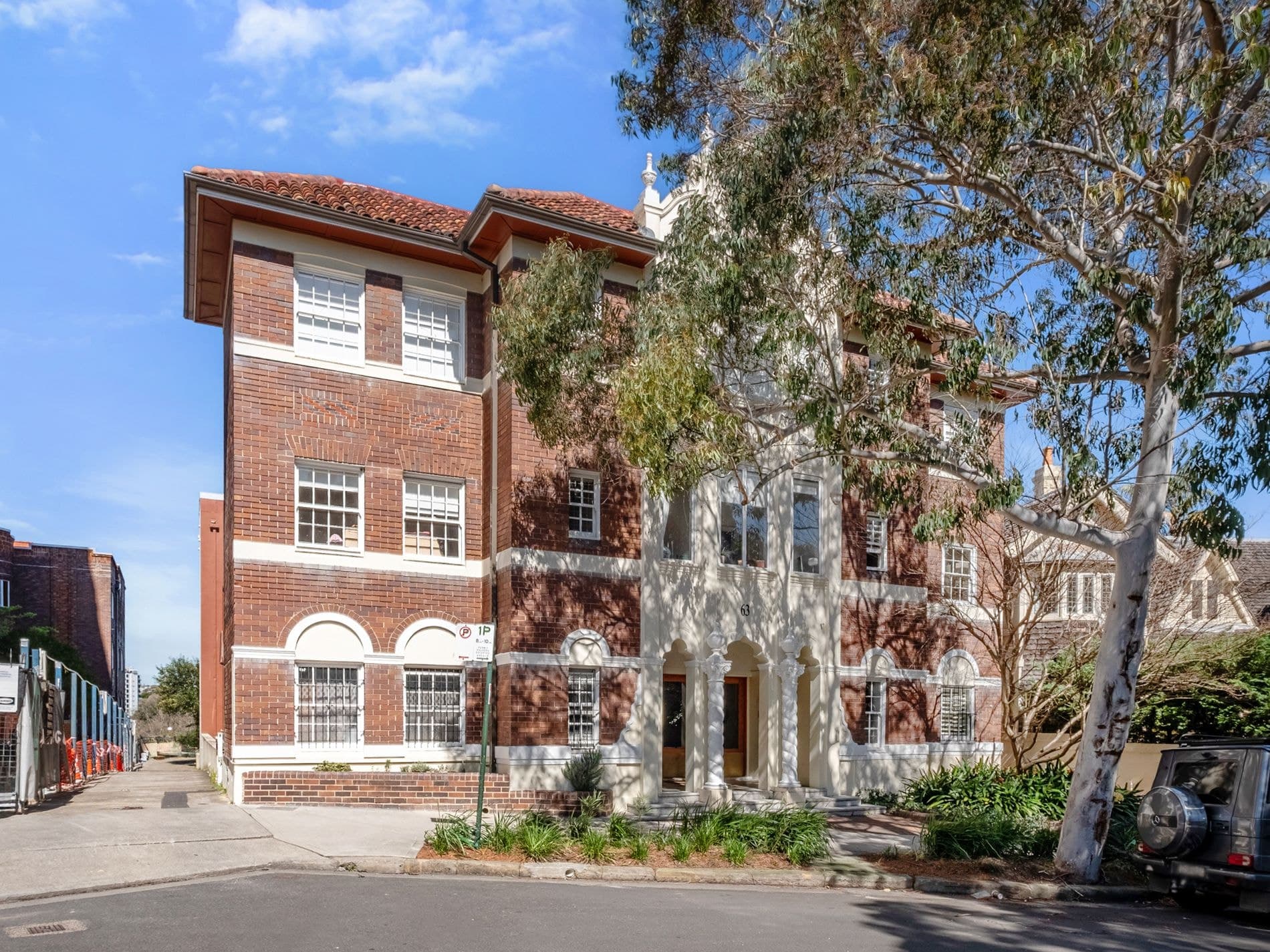 2 / 63 Elizabeth Bay Road, Elizabeth Bay, Elizabeth Bay - Thumbnail 3