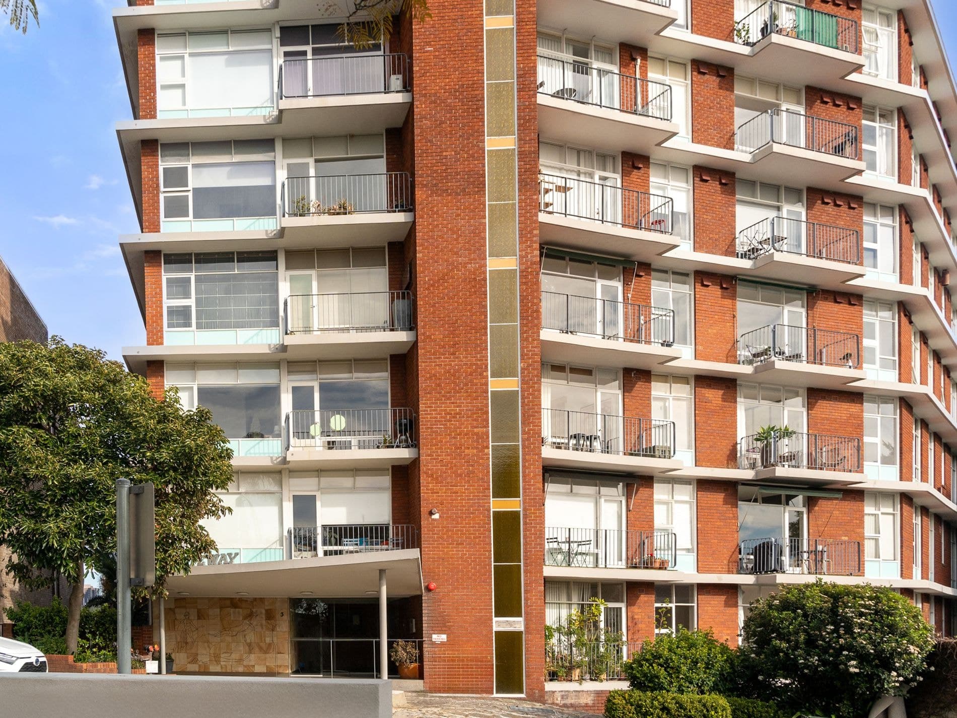 43 / 3 Wylde Street, Potts Point, Potts Point - Thumbnail 2