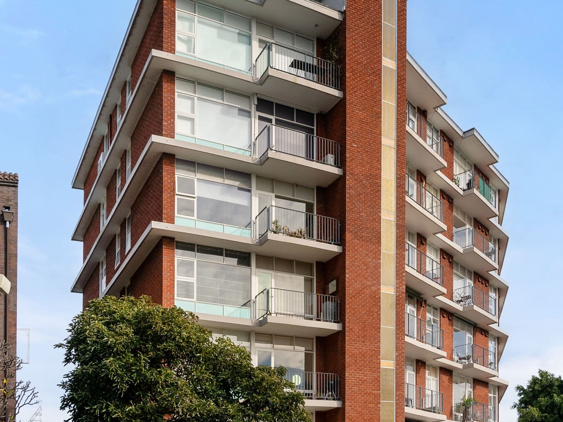43 / 3 Wylde Street, Potts Point, Potts Point - Thumbnail 3