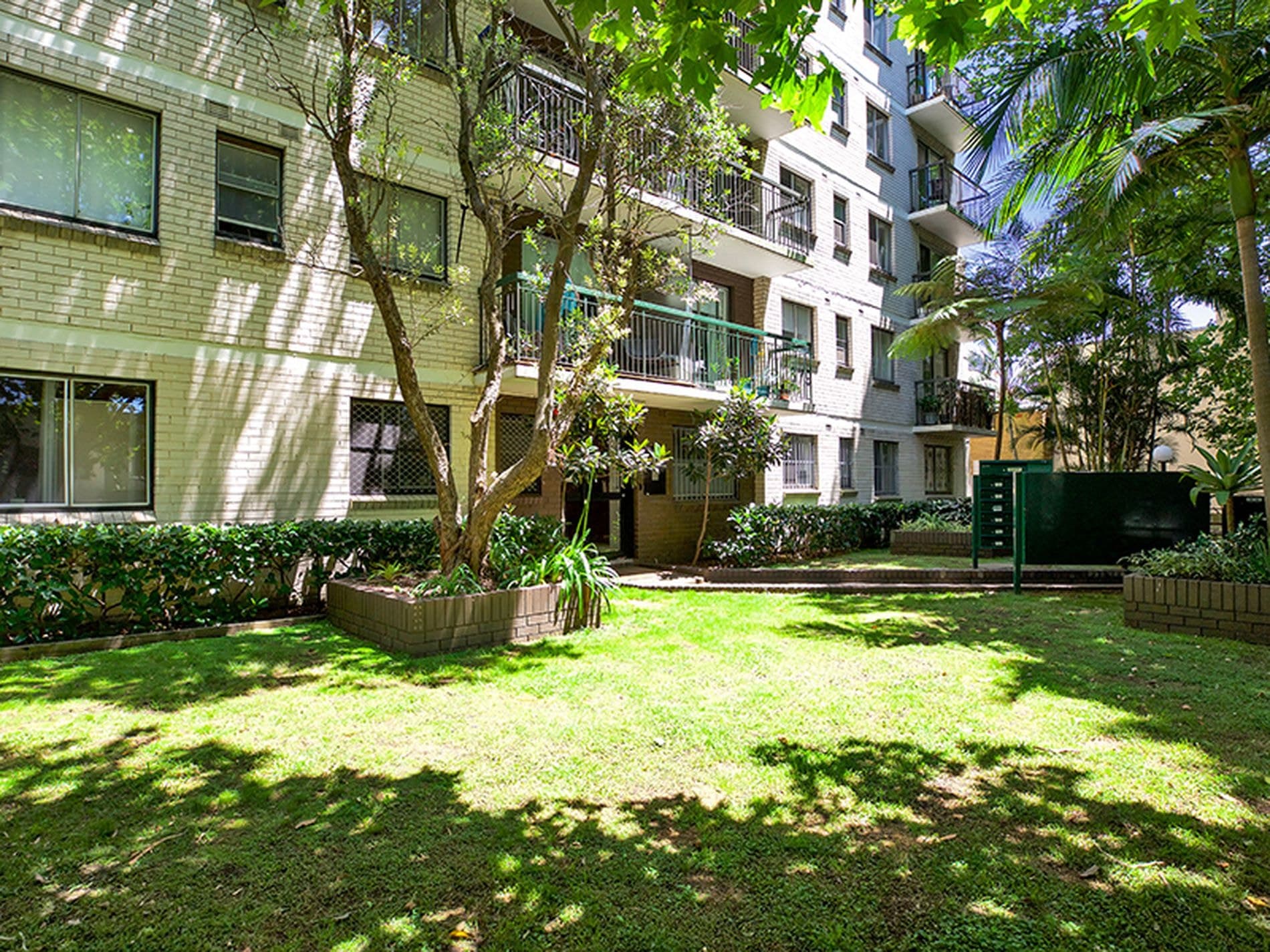 64 / 679 Bourke Street, Surry Hills, Surry Hills - Thumbnail 3