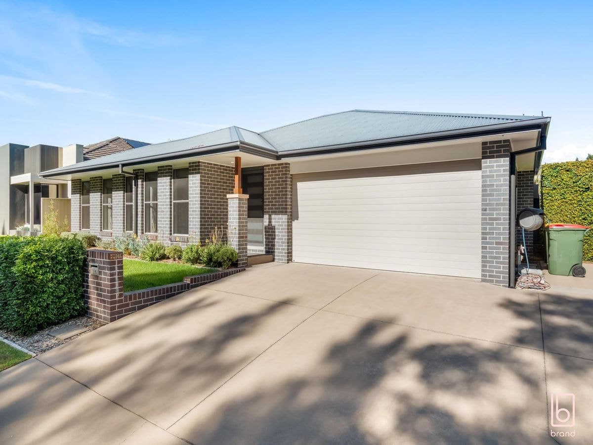 5 Ashbrook Street, WOONGARRAH, Woongarrah - Thumbnail 3