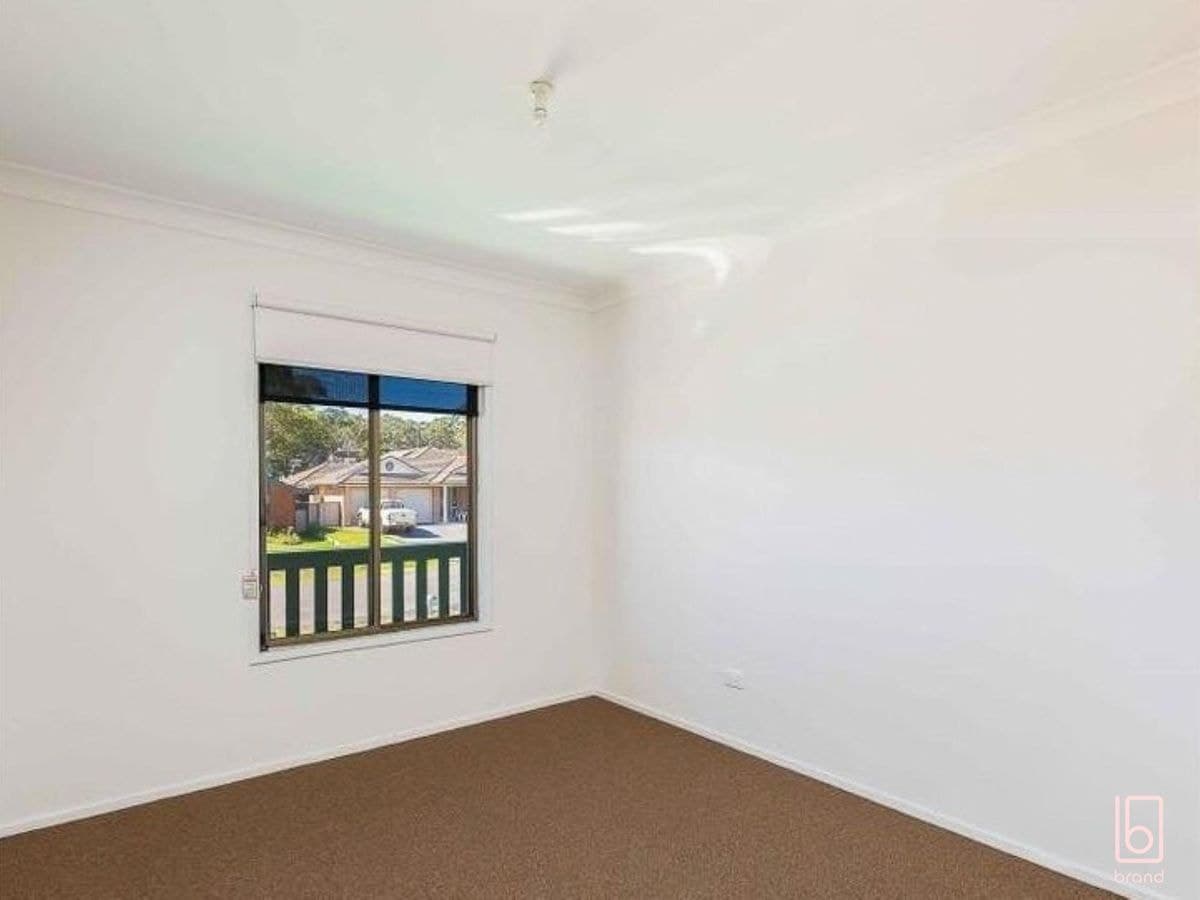 26 Campbell Parade, MANNERING PARK, Mannering Park - Thumbnail 7