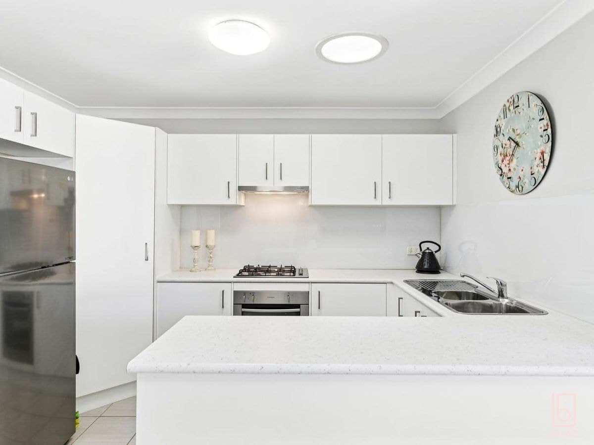 4 Dahlia Avenue, HAMLYN TERRACE, Hamlyn Terrace - Thumbnail 4