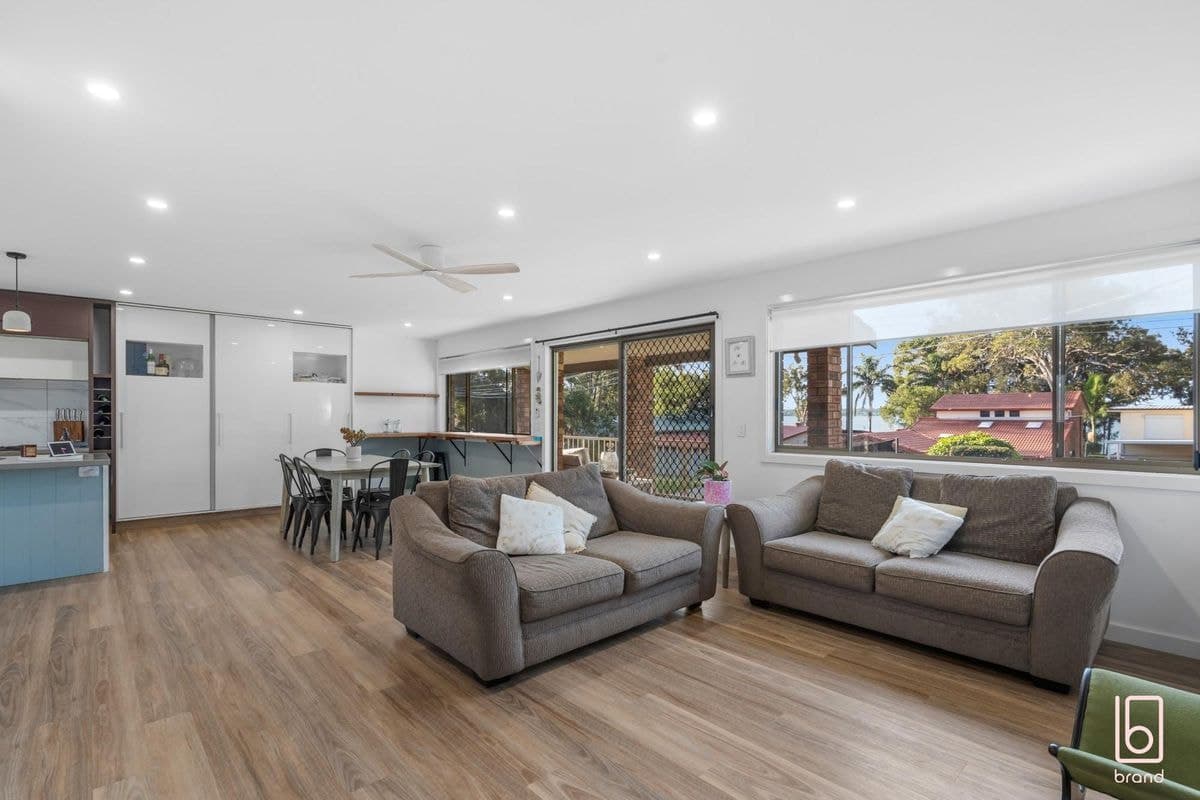 12 Grace Street, MANNERING PARK, Mannering Park - Thumbnail 7