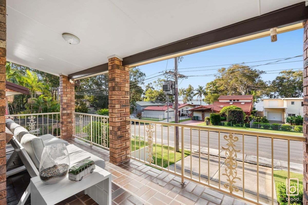 12 Grace Street, MANNERING PARK, Mannering Park - Thumbnail 8