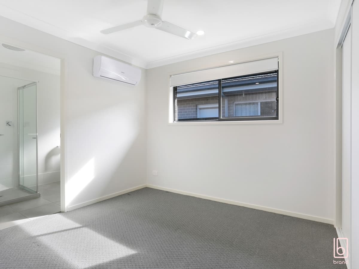 34 Bradman Drive, WOONGARRAH, Woongarrah - Thumbnail 7