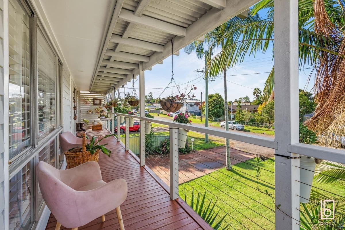8 Georgina Avenue, GOROKAN, Gorokan - Thumbnail 6