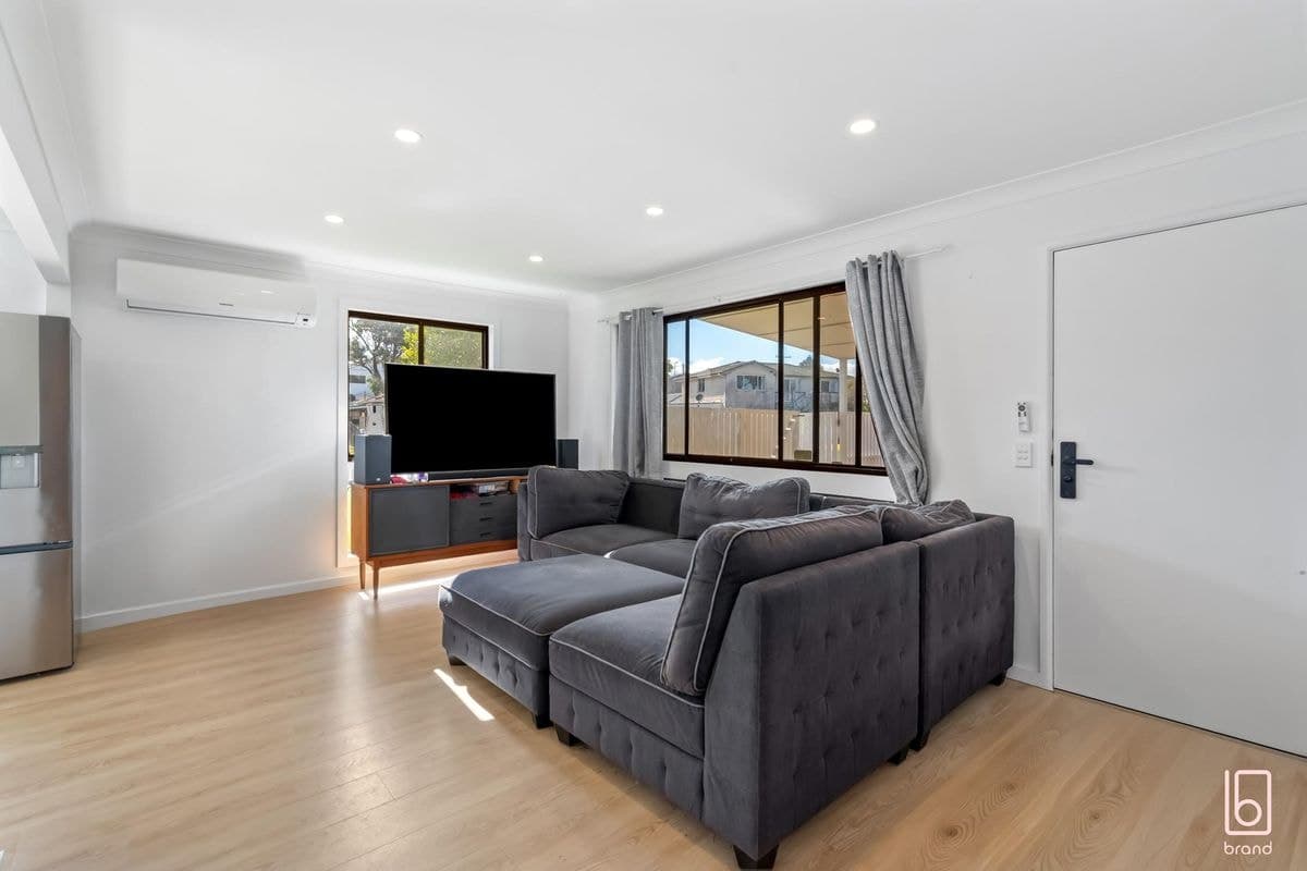 6 Kennedy Street, GOROKAN, Gorokan - Thumbnail 5