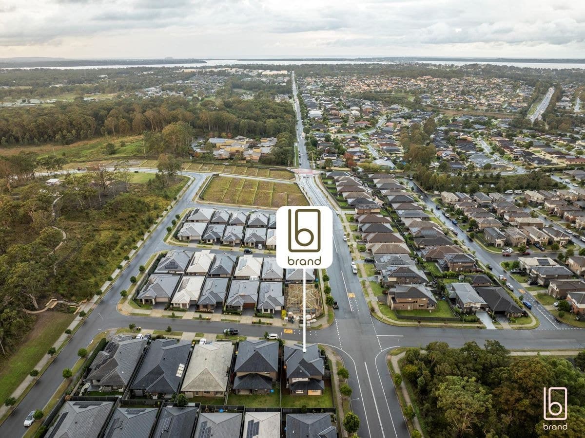 15 Mary Mackillop Drive, WOONGARRAH, Woongarrah - Image 1