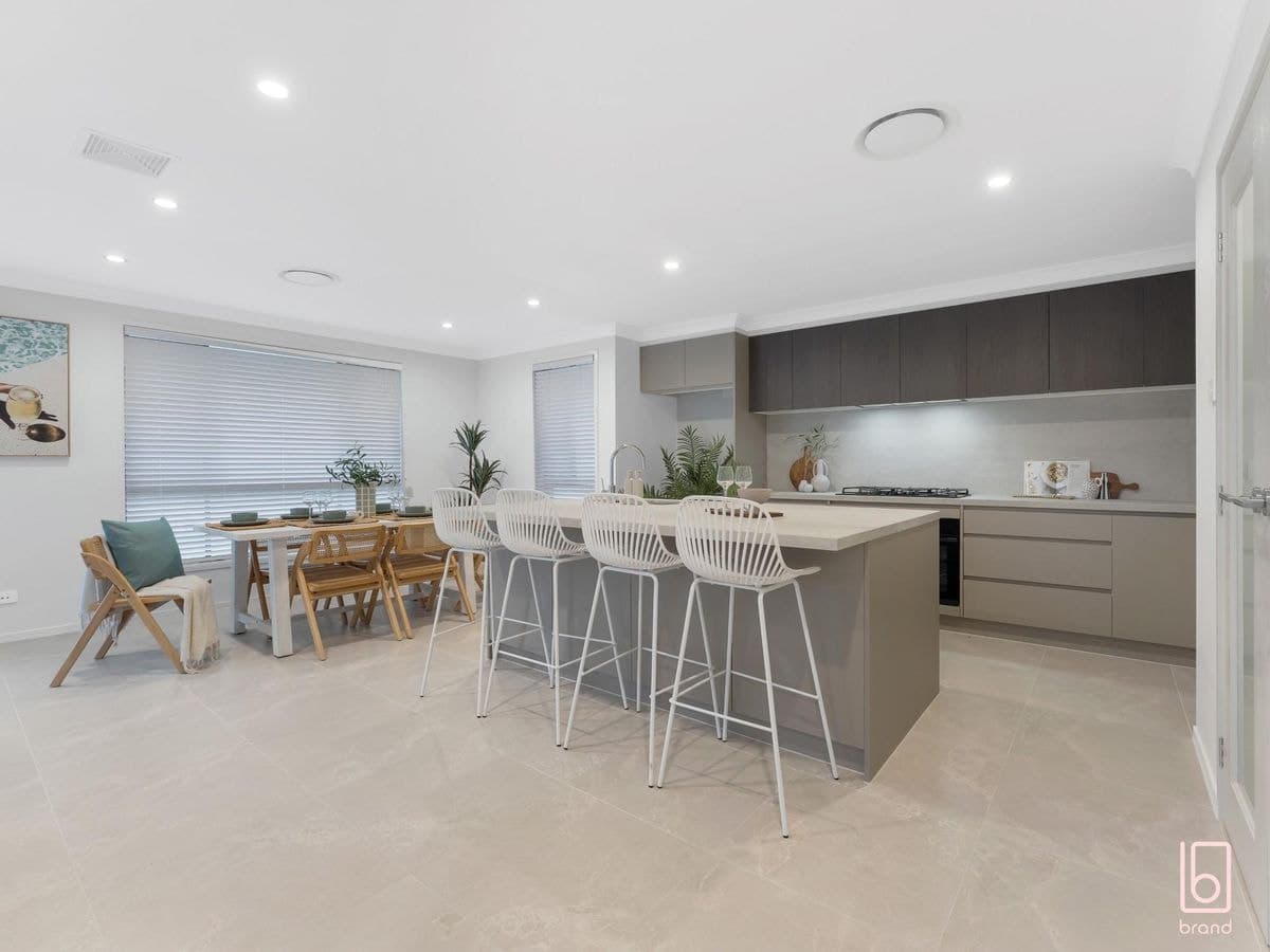 15 Mary Mackillop Drive, WOONGARRAH, Woongarrah - Thumbnail 6