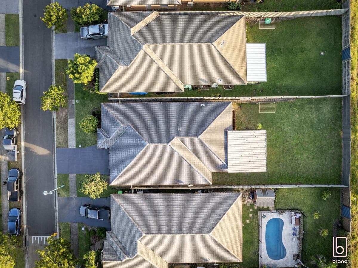 82 Settlement Drive, WADALBA, Wadalba - Image 1