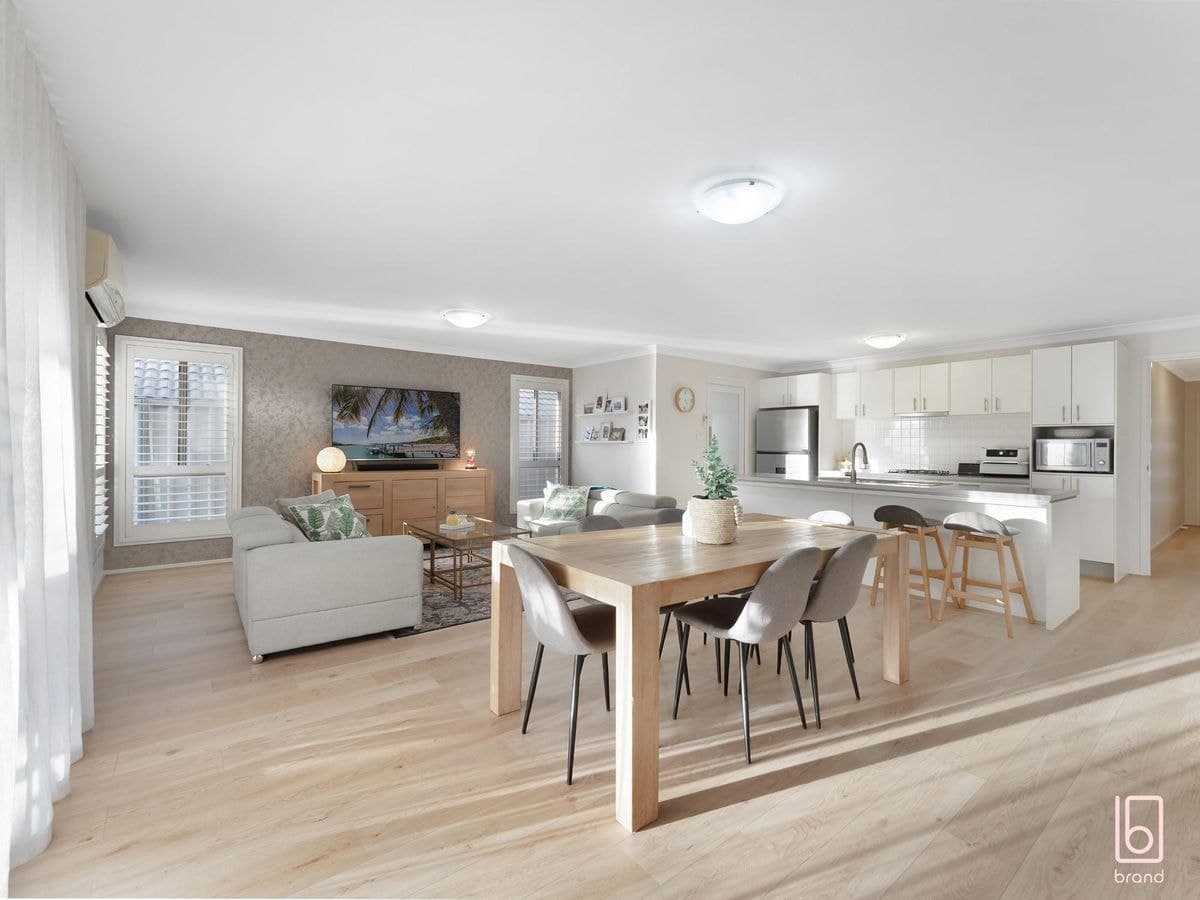 82 Settlement Drive, WADALBA, Wadalba - Thumbnail 4