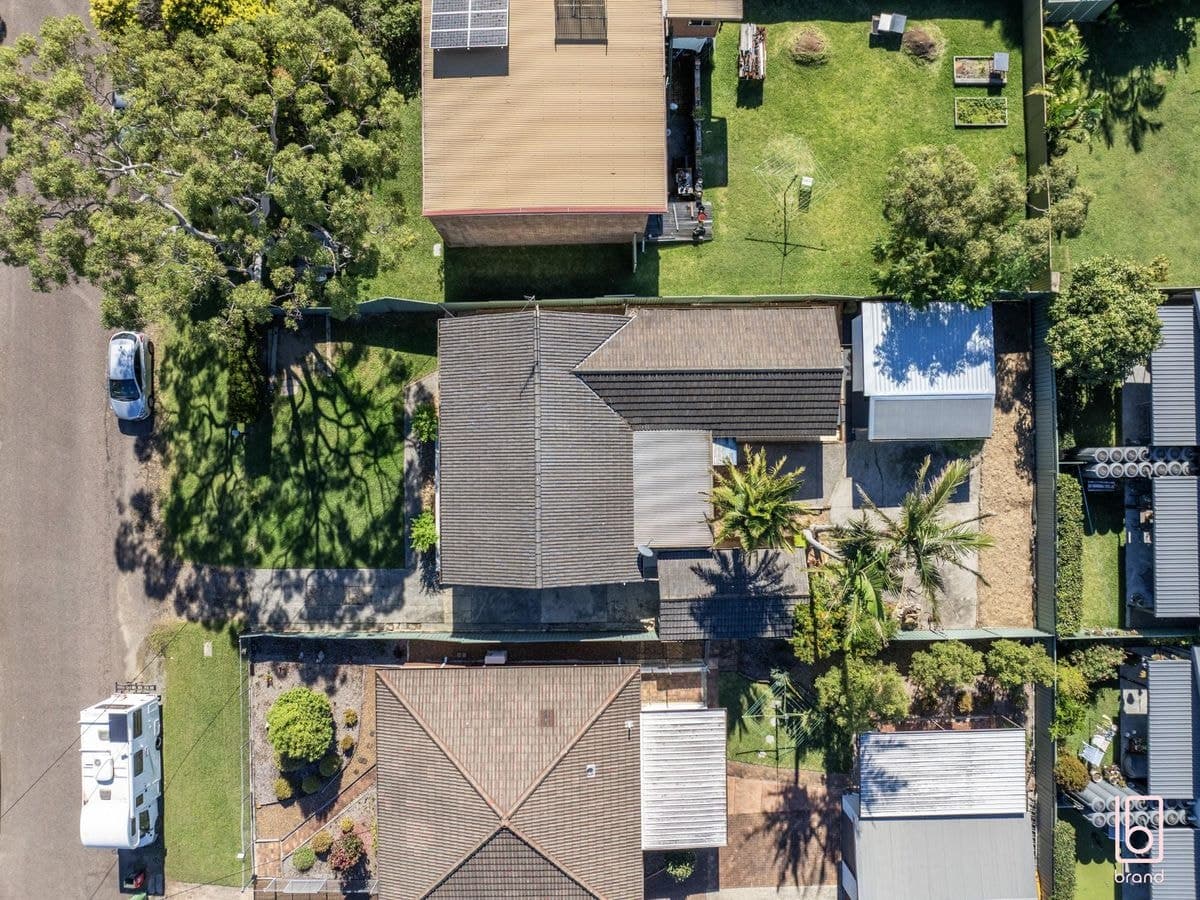 17 Coonanga Avenue, BUDGEWOI, Budgewoi - Image 1