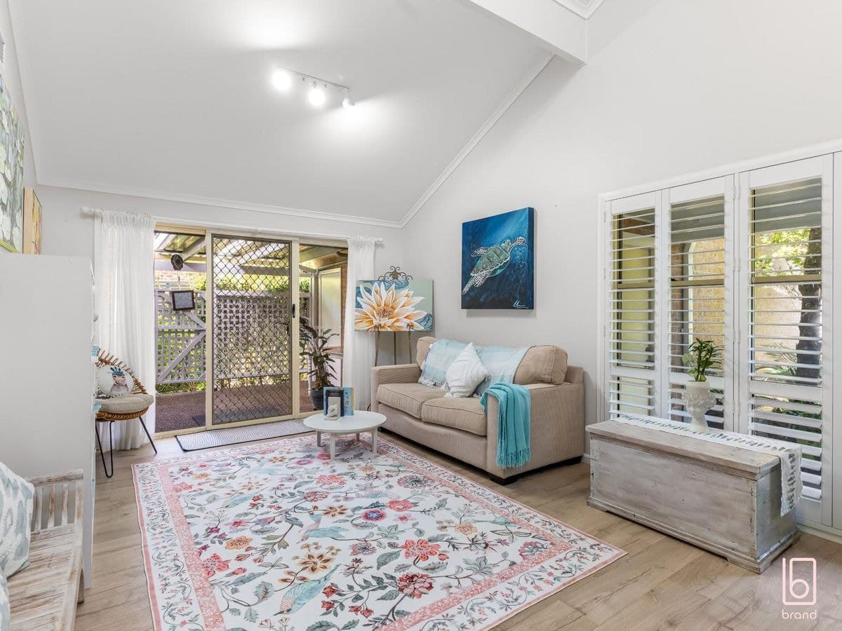 34 Nicholson Crescent, NORAVILLE, Noraville - Thumbnail 5