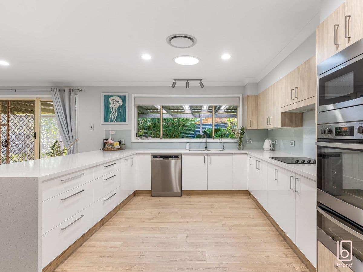 34 Nicholson Crescent, NORAVILLE, Noraville - Thumbnail 7