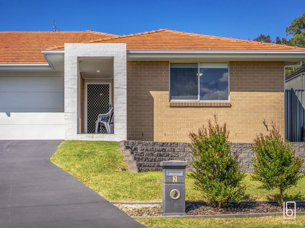 2 Eucalyptus Close, HAMLYN TERRACE, Hamlyn Terrace - Thumbnail 2